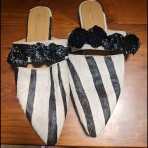 Anthropologie Tan and Black Leather Slide Sandals